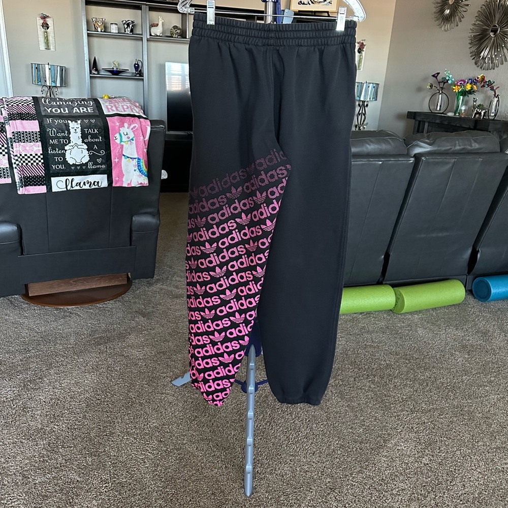 Adidas’s black with pink adidas on one leg sweatpants. Size XL - Picture 2 of 6